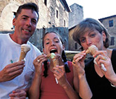 Tuscany family biking photo